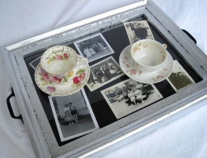 picture frame and photos tray